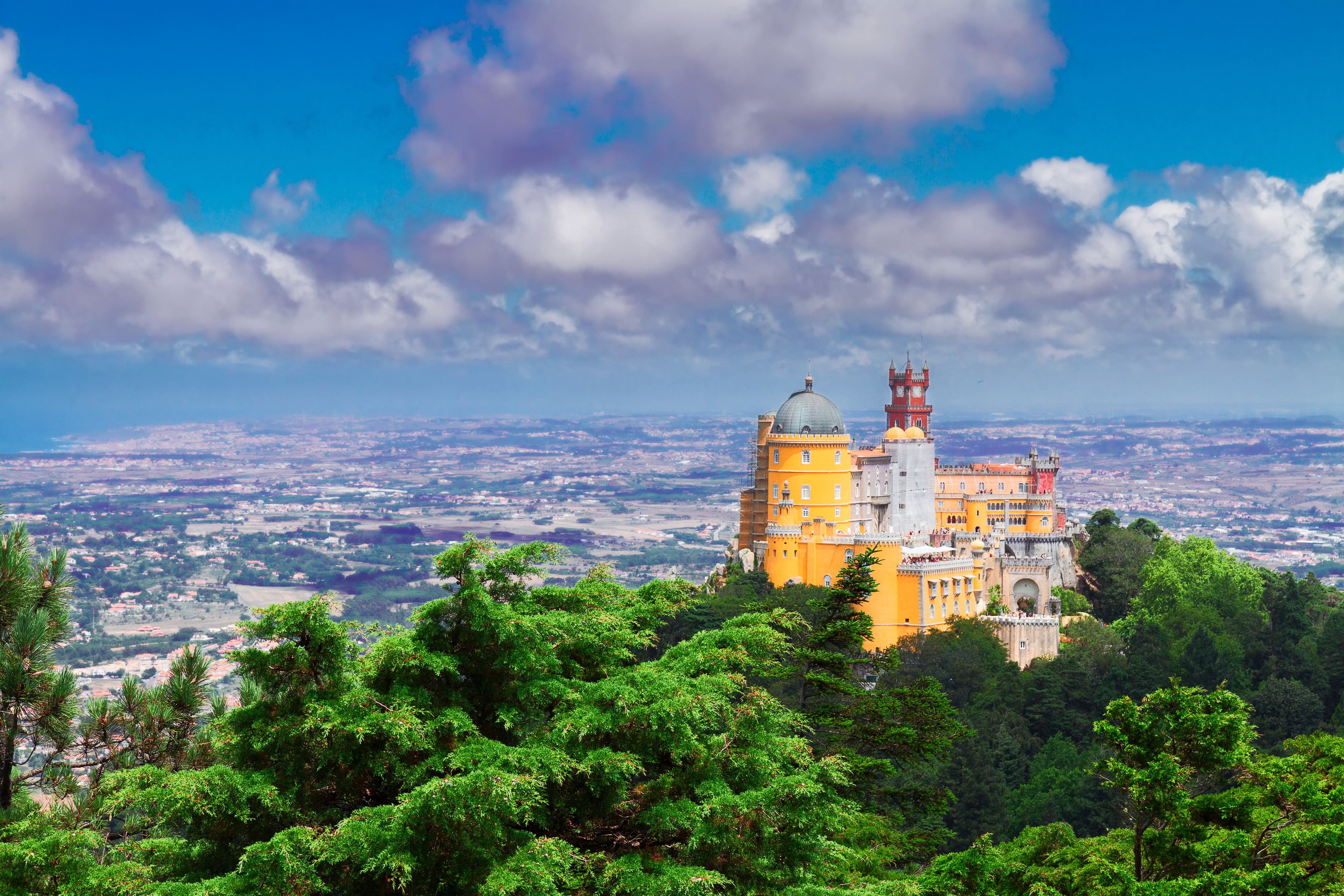Vista do Palácio de Sintra, no topo da Serra de Sintra