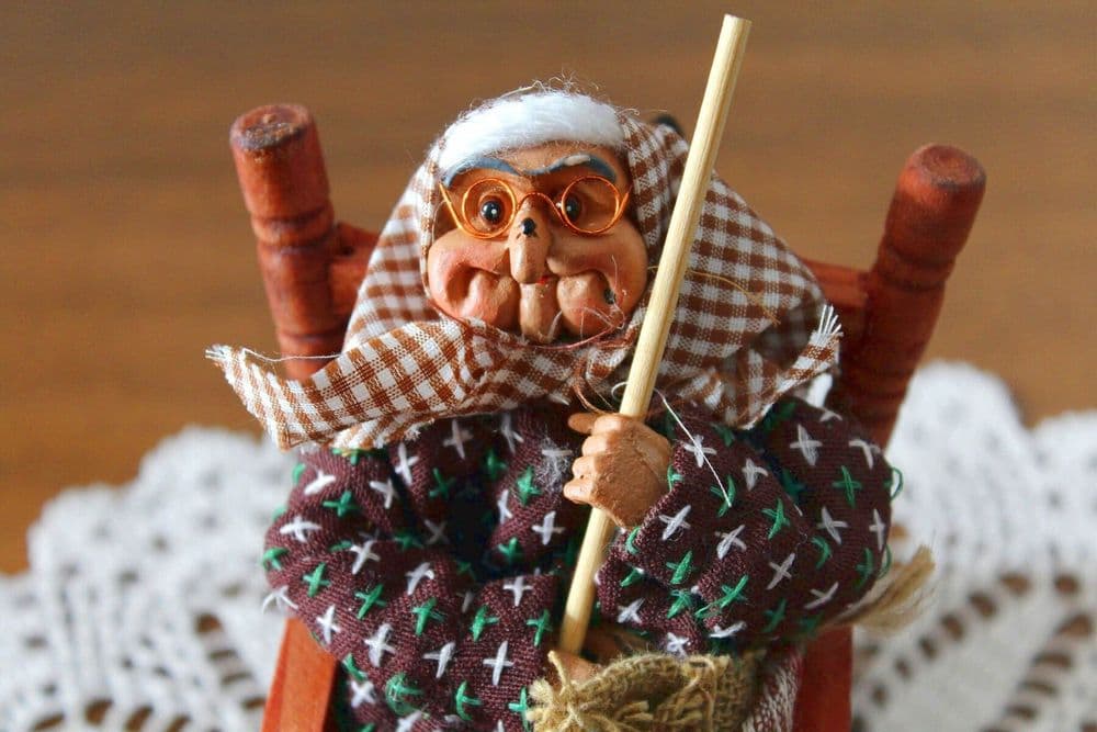 Quem é a Befana e qual é a sua importância no Natal italiano?