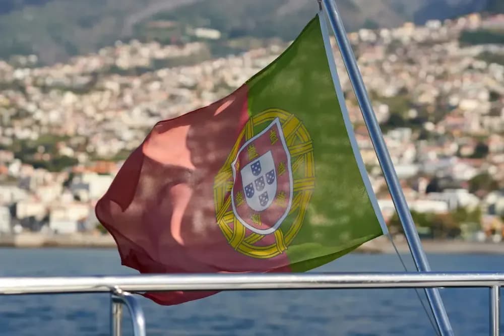 Explorando o Salário Mínimo em Portugal e Seus Efeitos no Custo de Vida