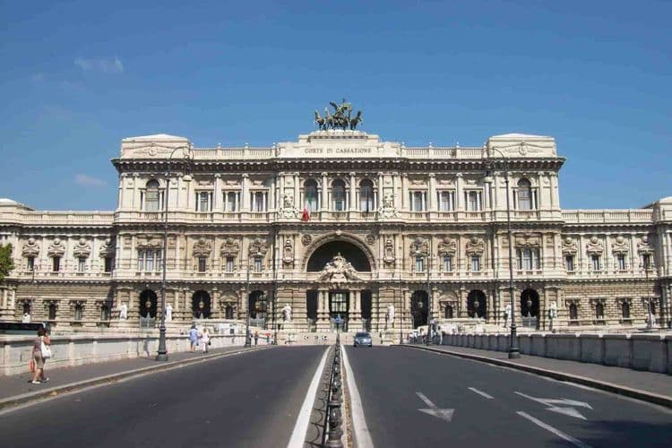 Sede da Corte Constitucional da Itália, em Roma. Corte Constitucional da Itália julga Decreto Tajani amanhã
